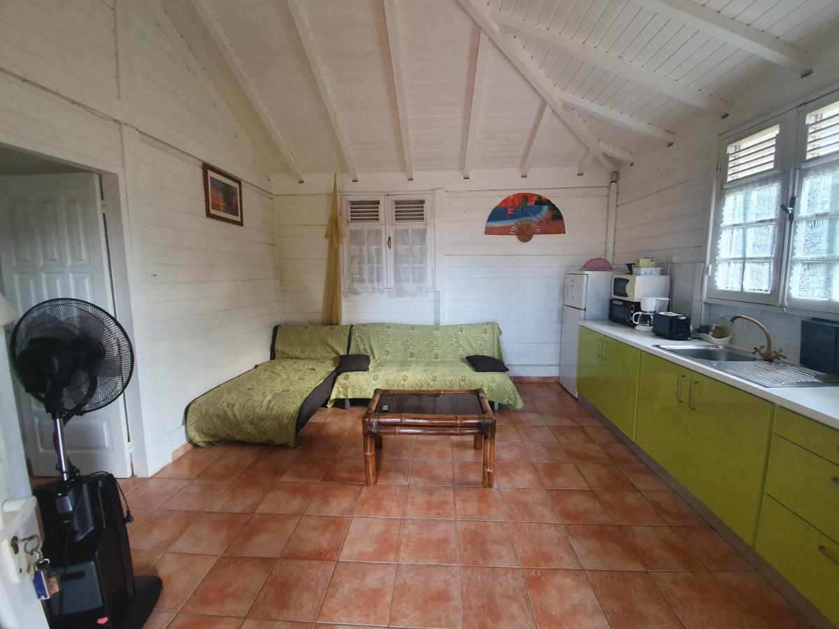 Bungalow Bassin Trouve Sainte-Anne  Esterno foto